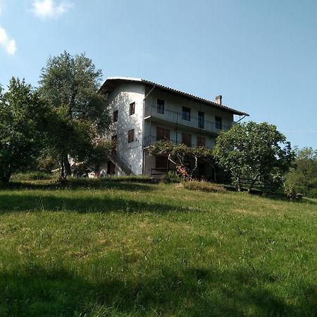 Ferienwohnung La Casa Nel Verde Alice Superiore Exterior foto