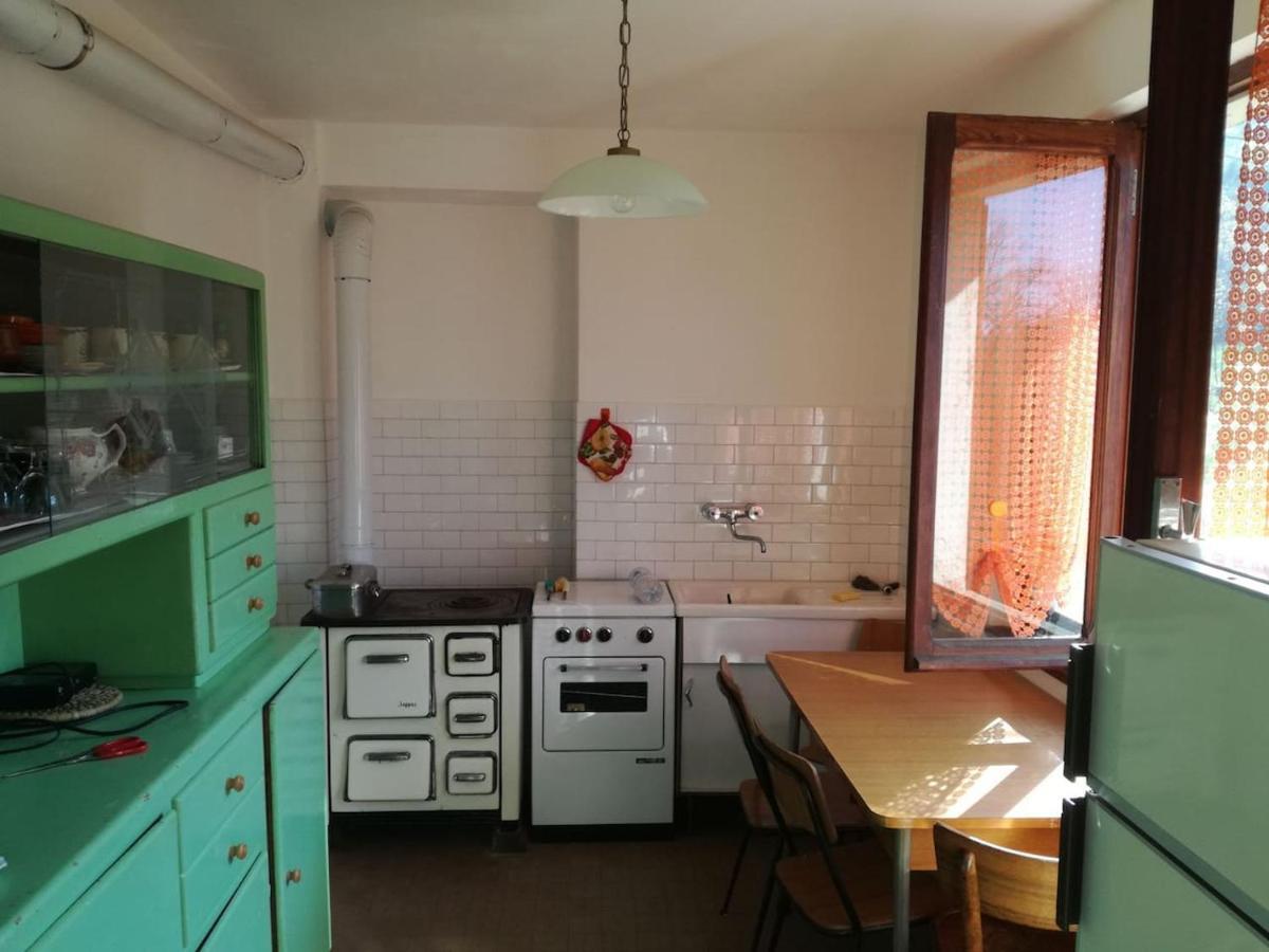 Ferienwohnung La Casa Nel Verde Alice Superiore Exterior foto