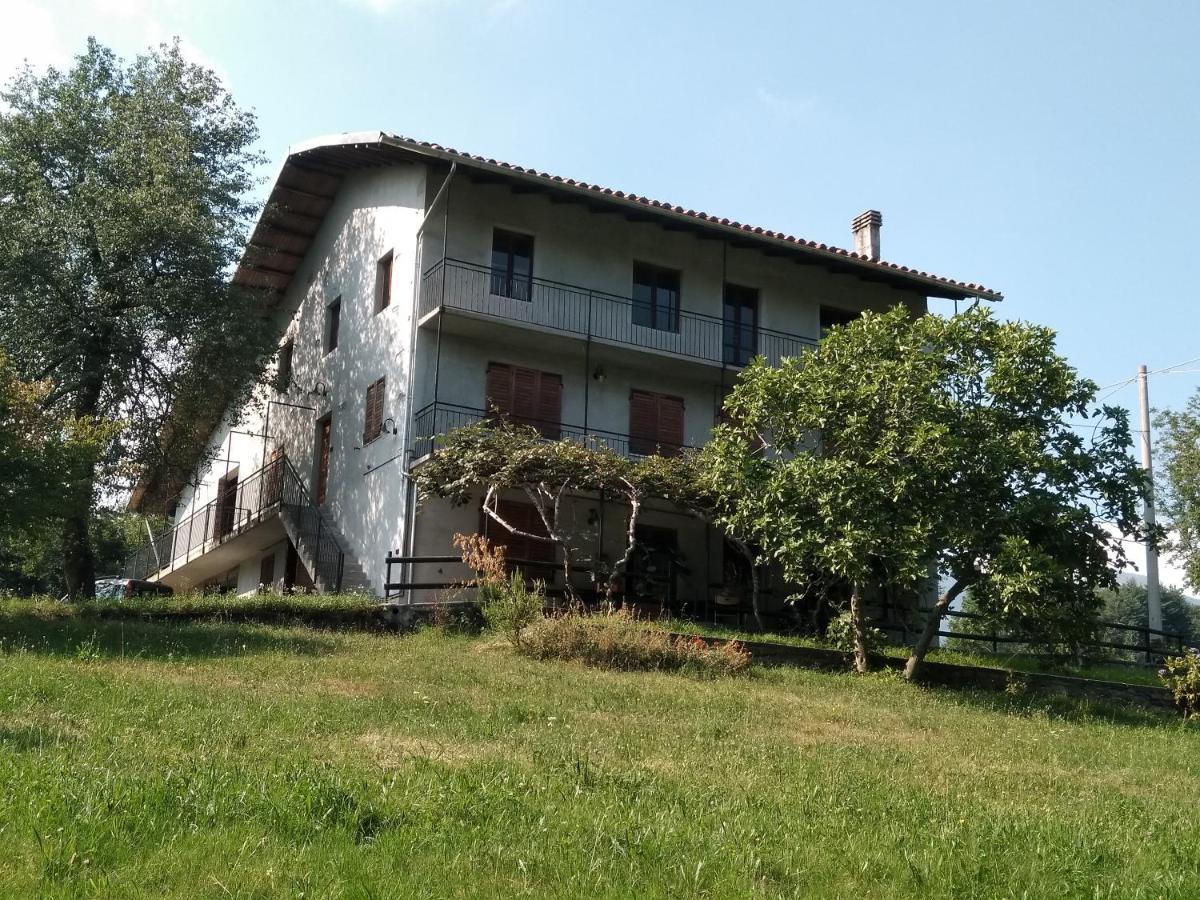 Ferienwohnung La Casa Nel Verde Alice Superiore Exterior foto